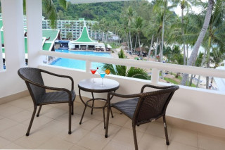 LeMeridien Phuket_10_DLX pool_2