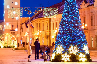 vianocne-trhy-trnava-1