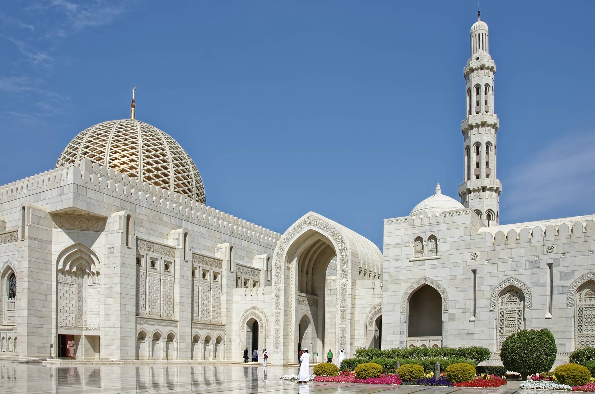 Sultan Qaboos Grand Mosque - svatební cesta Omán