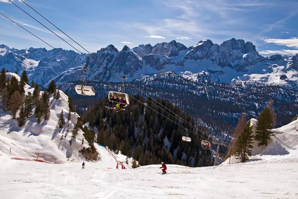 Cortina